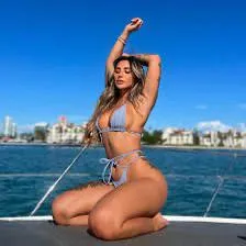 i need some money for food i’m starvinggggg