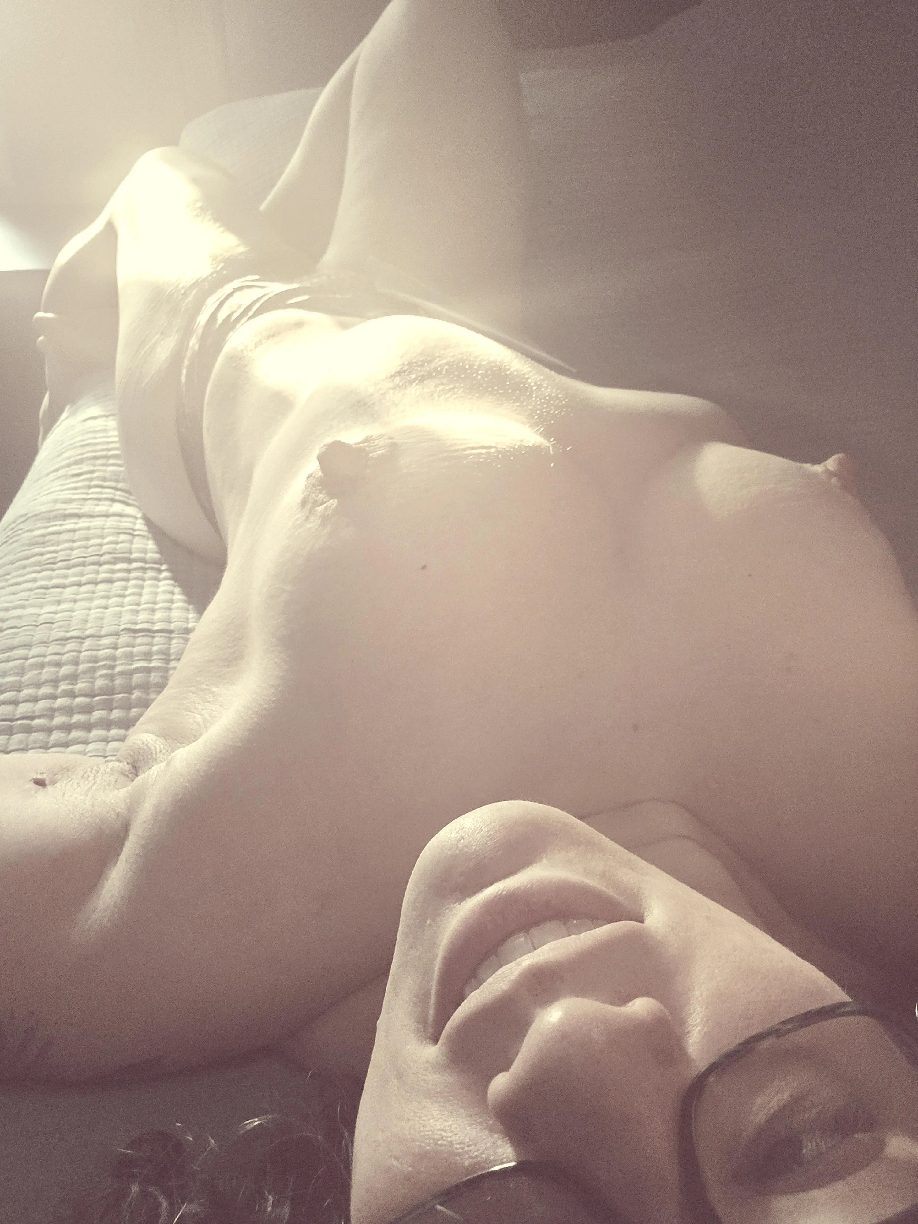 🎶🎶I've been waiting so long to be where I'm going, in the sunshine of your love🎶🎶 [mlgw]