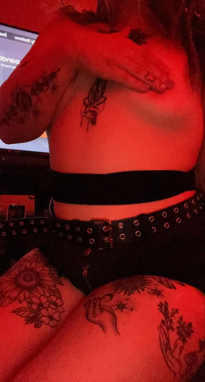 Kissed by ink, blessed with curves