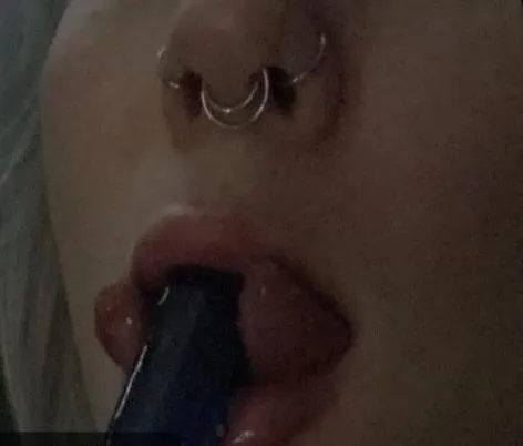 Lickety split 😈 OF below