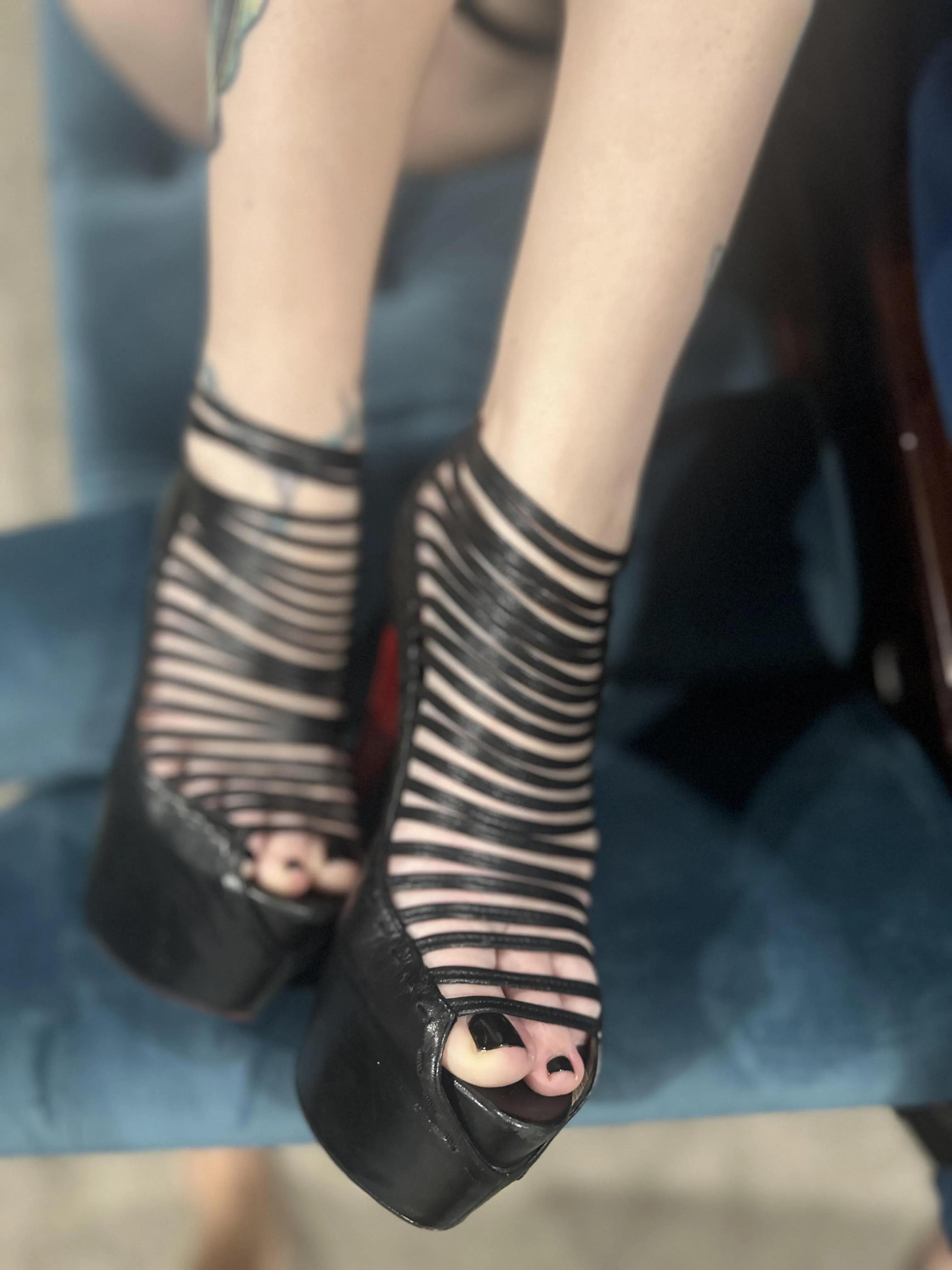 My favorite shoes, just does something beautiful