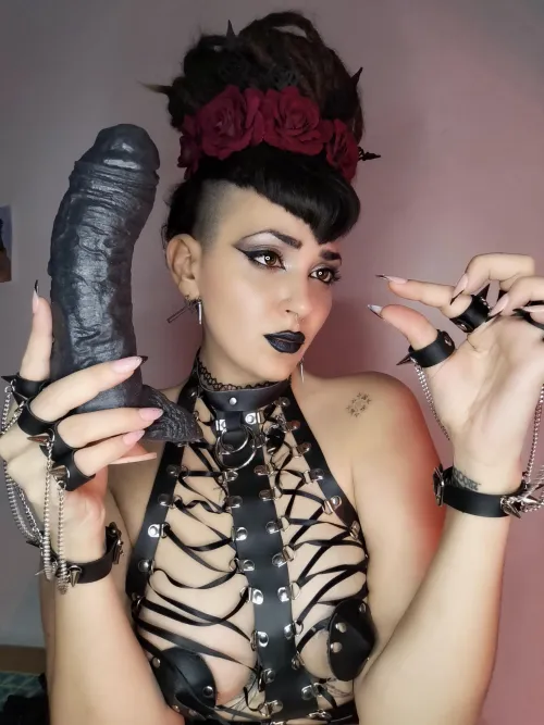 Pindick. Virgin. Pillow humper. You don’t do pleasure — you chase it in circles. Still pretending that 2 inches of shame is a cock?