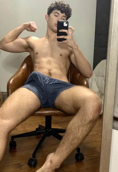 Surprised my boner hasn’t ripped a hole in my boxers yet