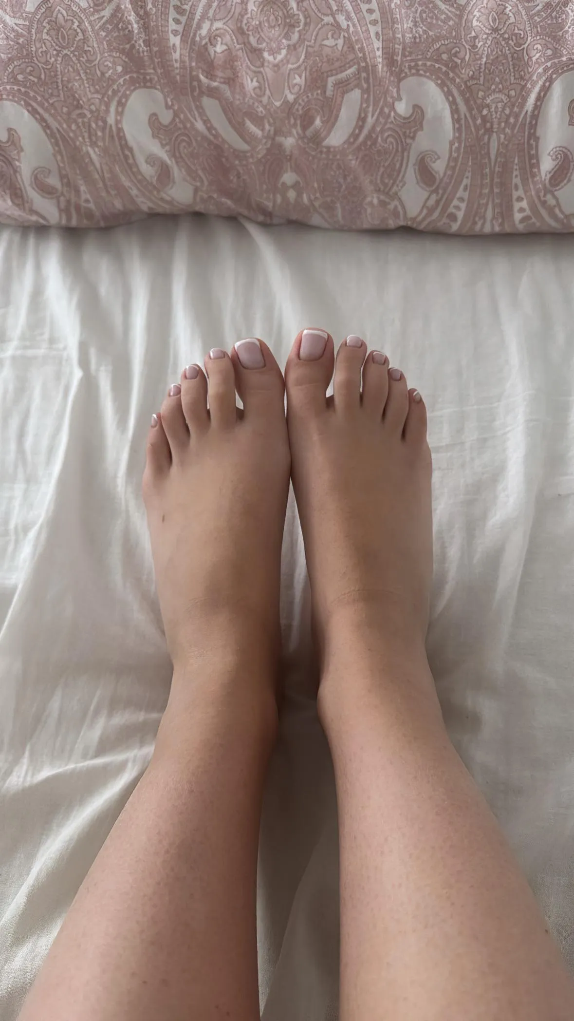 These toes are freshly pampered