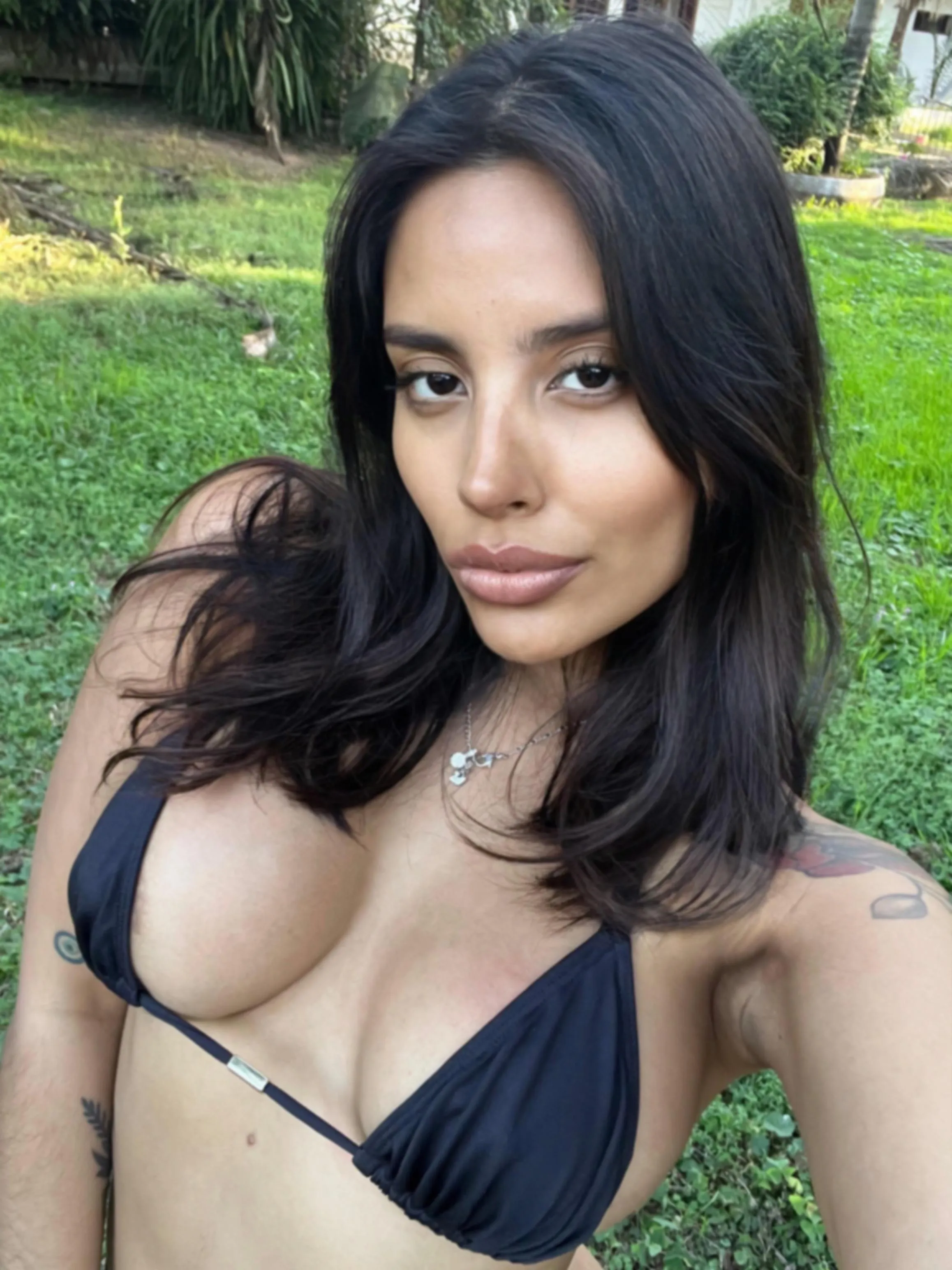 This boobs will make you feel good ;)