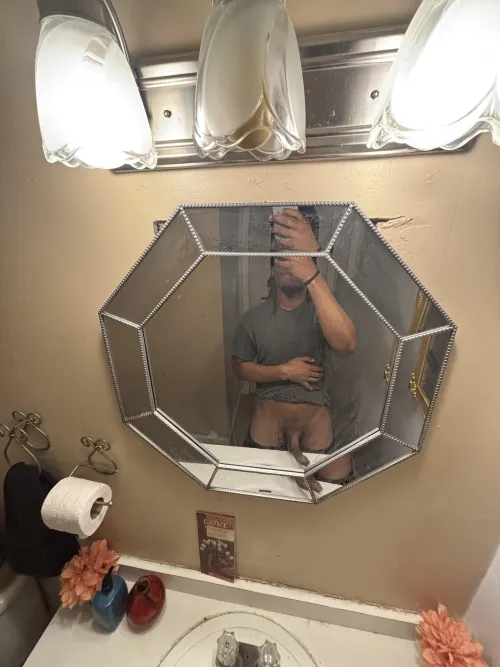 who’s down to meet?