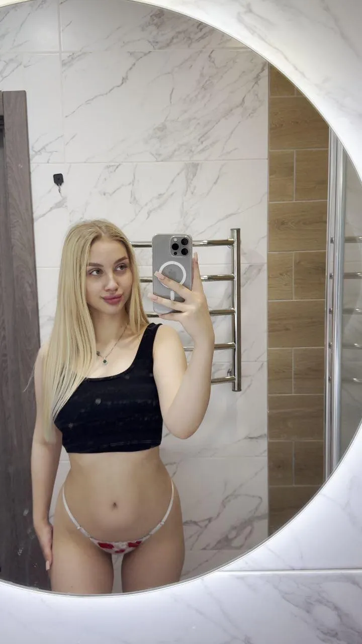 19F looking for someone to satisfy my cravings tonight.