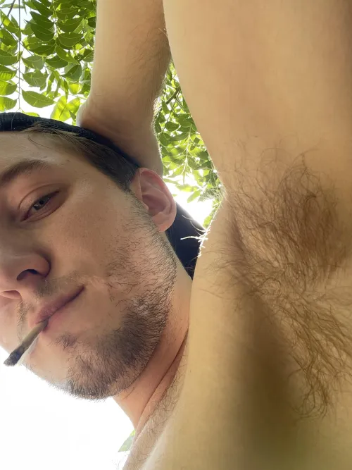 [25 USA] enjoying the hot weather by the creek