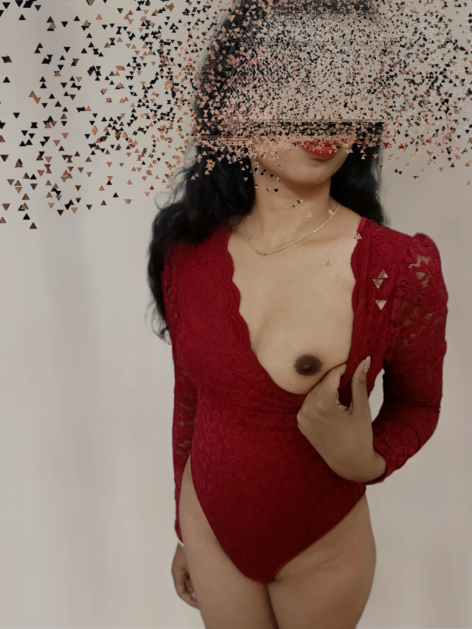 Do you think my boob deserves your cum #TributeMe