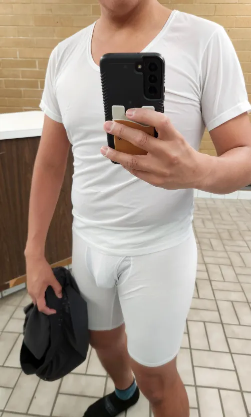 It's a Monday garments kinda day today