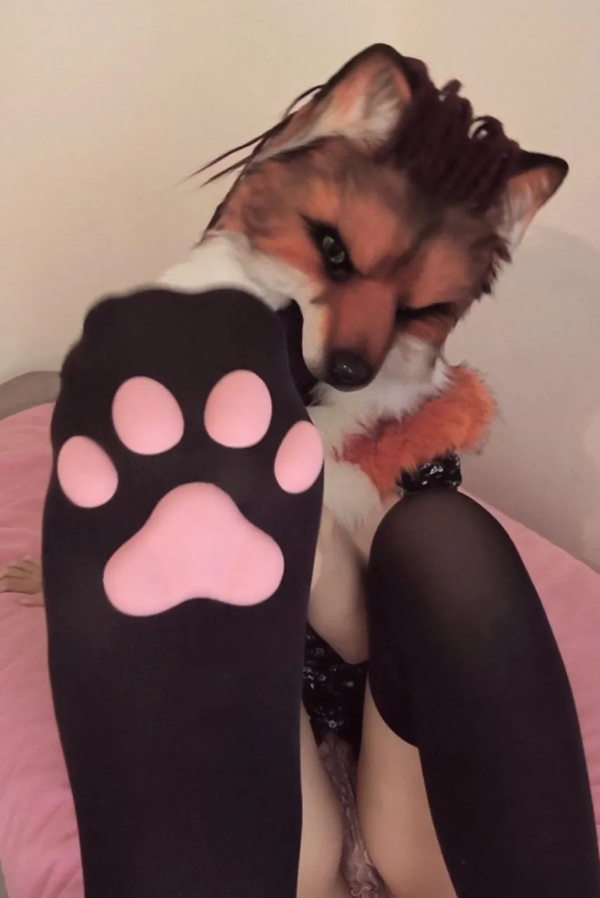 Legs born for sin 😈