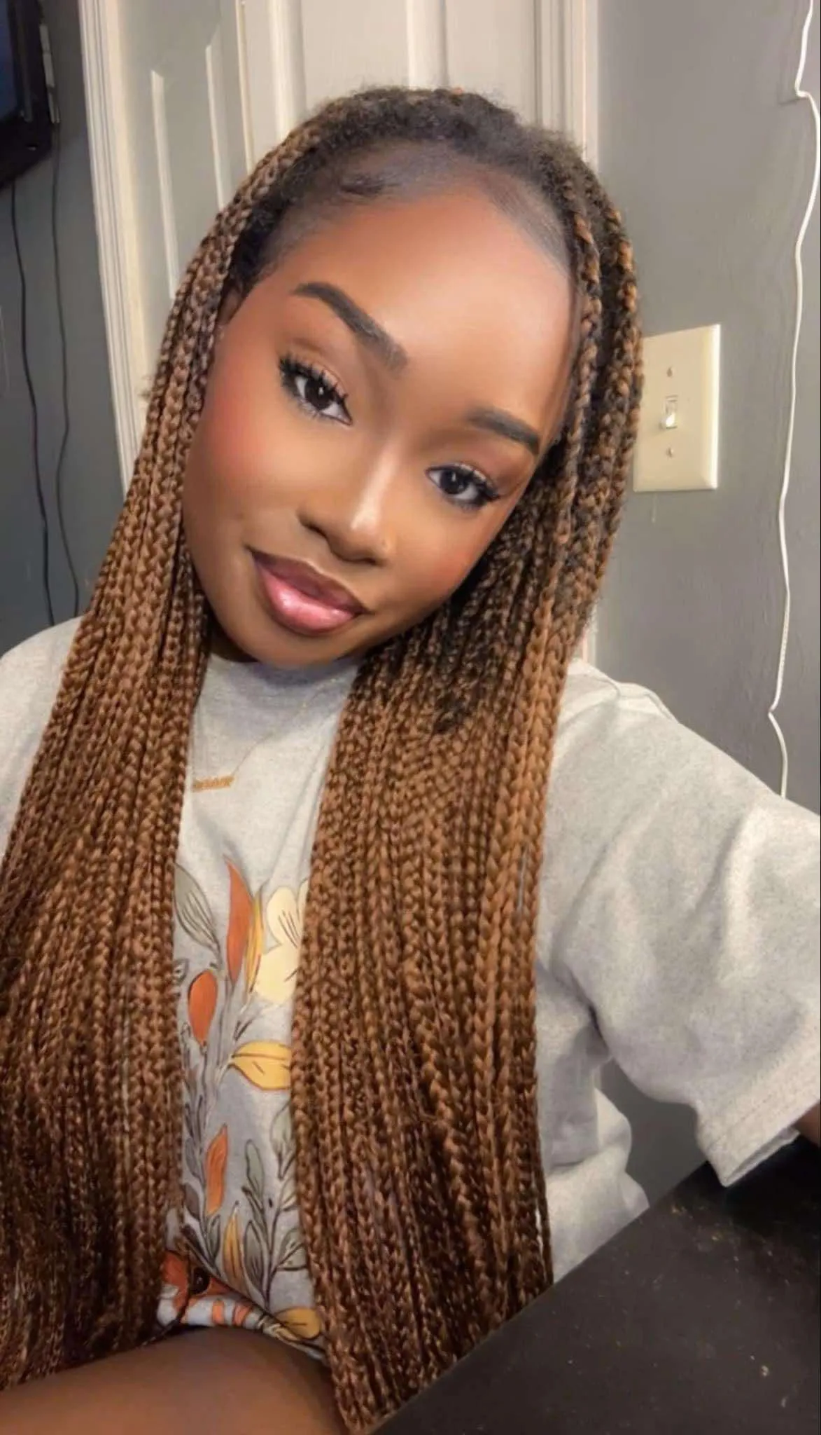 would love to be a good girl to an [online] daddy🩵