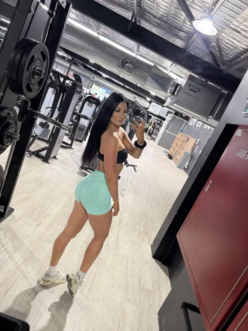 Does this count as a bubble butt?