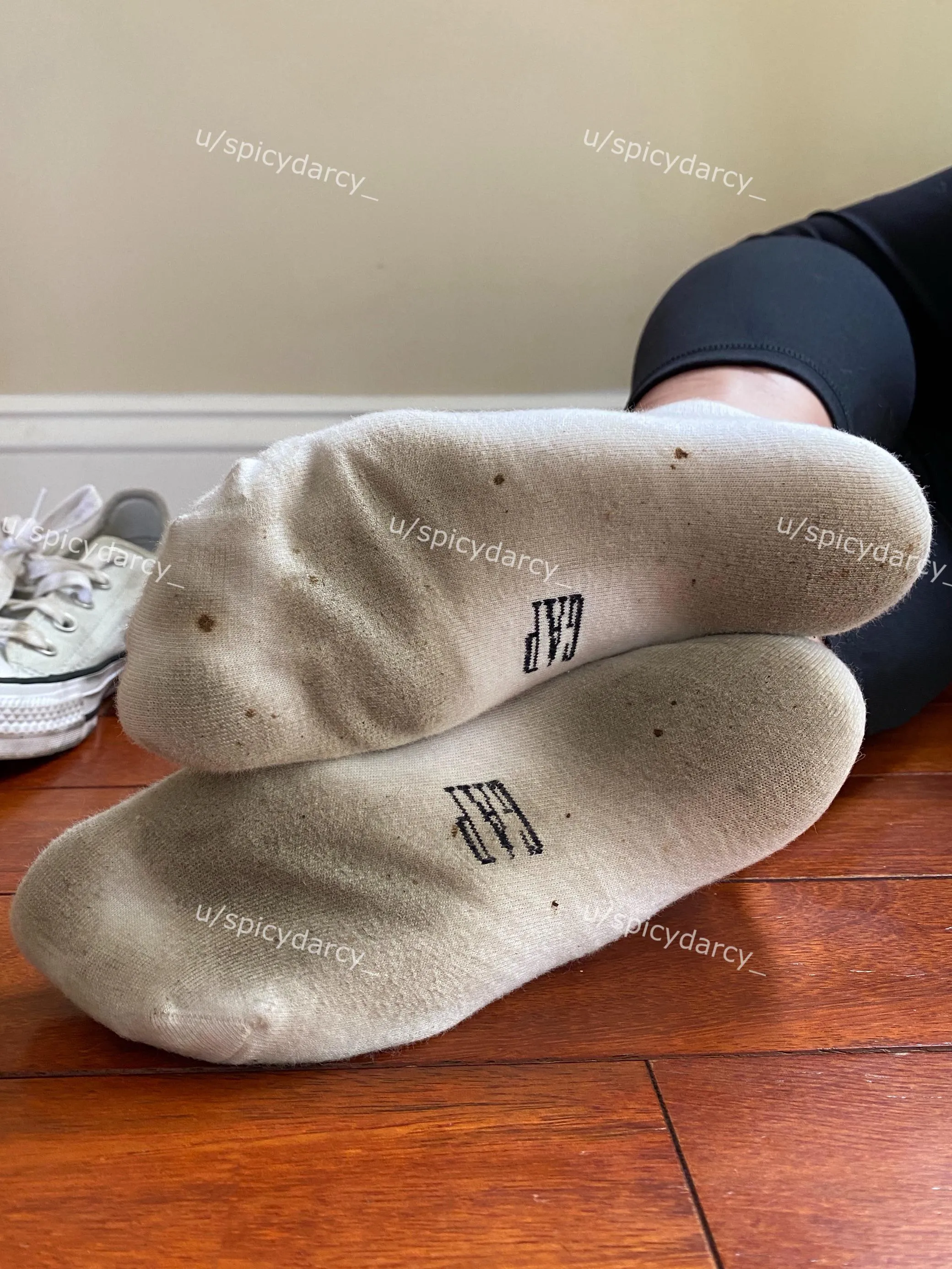 Look, I have some delicious socks for you [F] [selling] [USA]