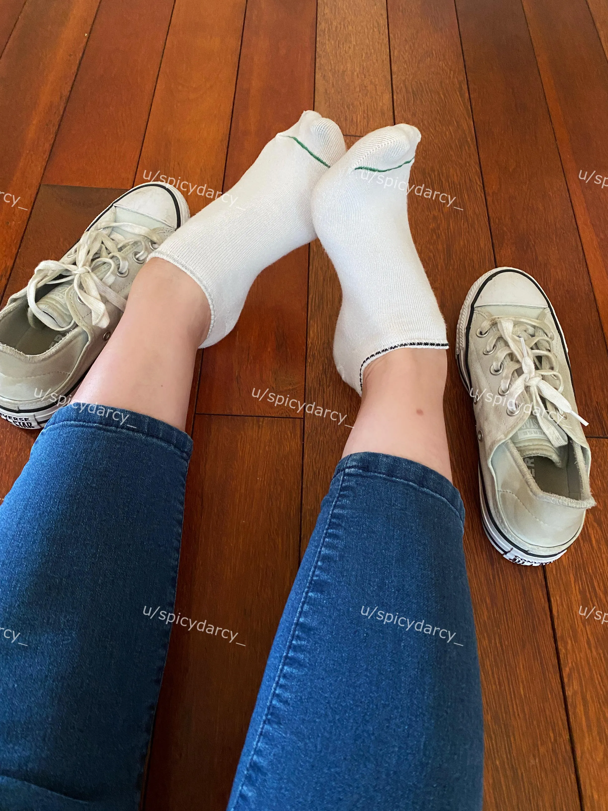 These are clean. who wants to make them messy?  Chucks are also for sale [USA]