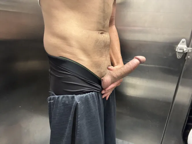 Any hotwife or f want to suck on this tonight?