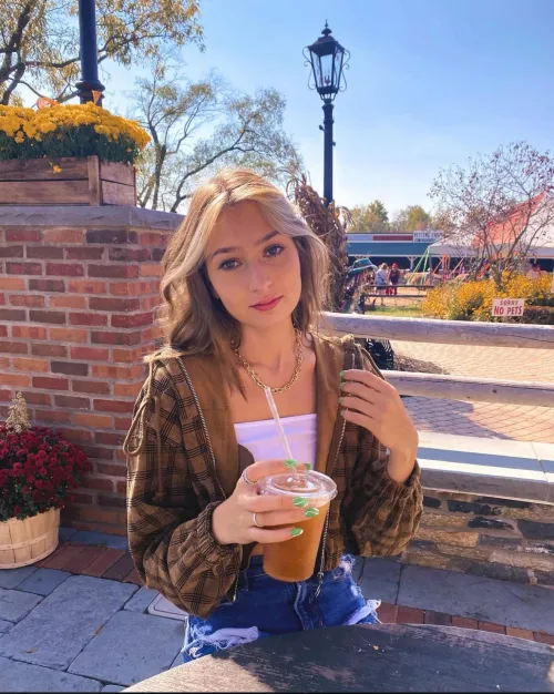 [B4D] Looking for a daddy who wants a 20yo college girl:)