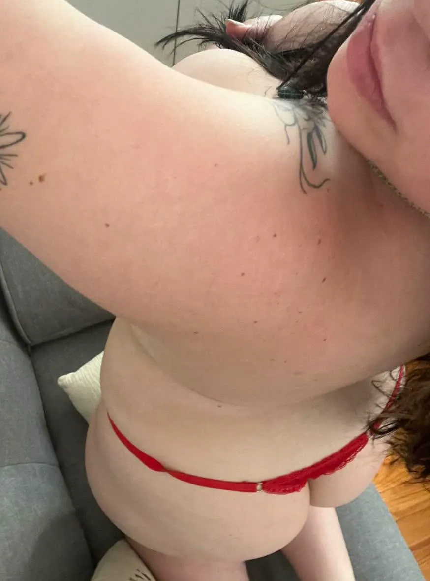 Need a man who likes curves and mess.