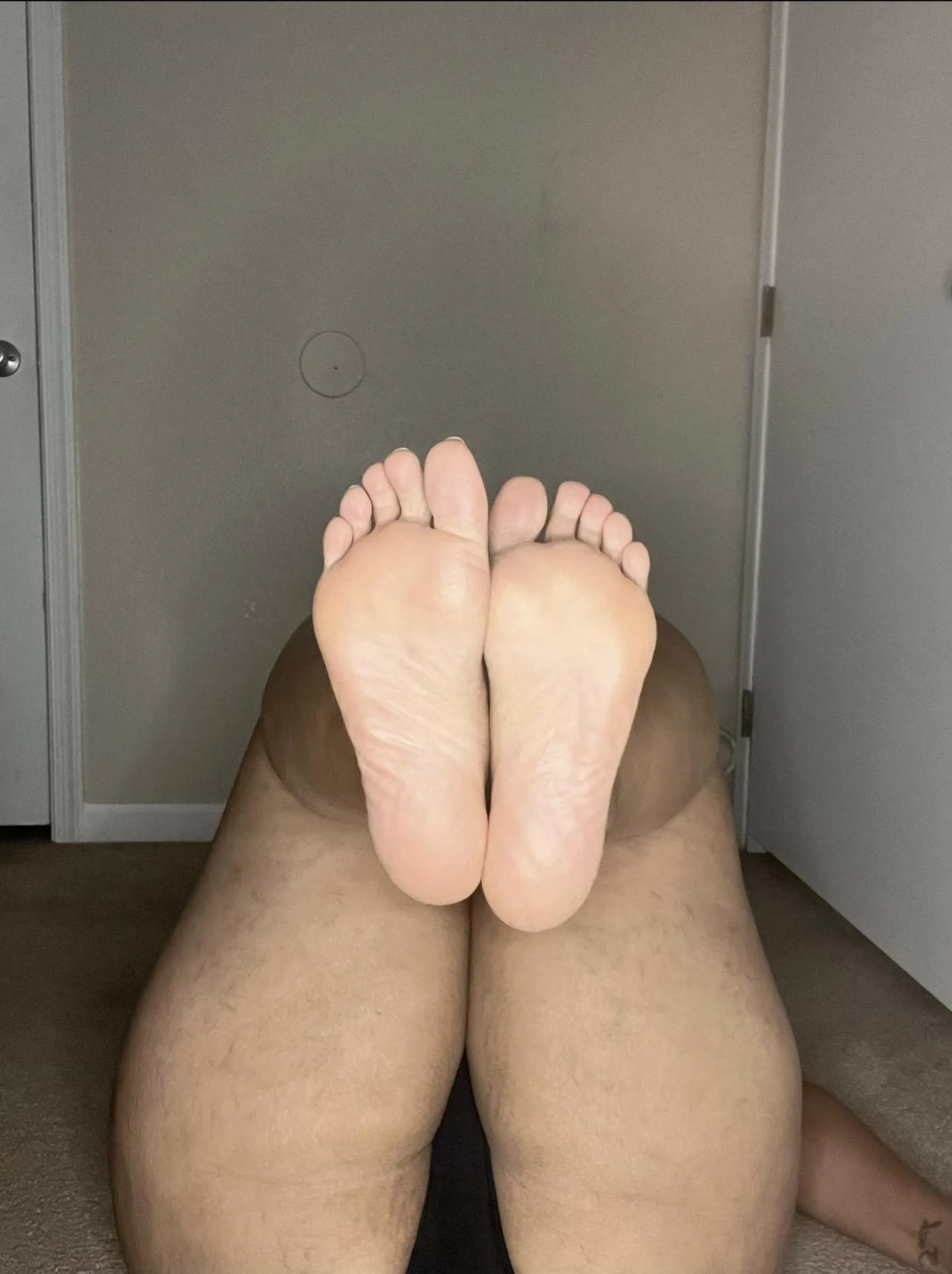 Nothing more sexy than my wifes thick thighs and pretty feet in the morning