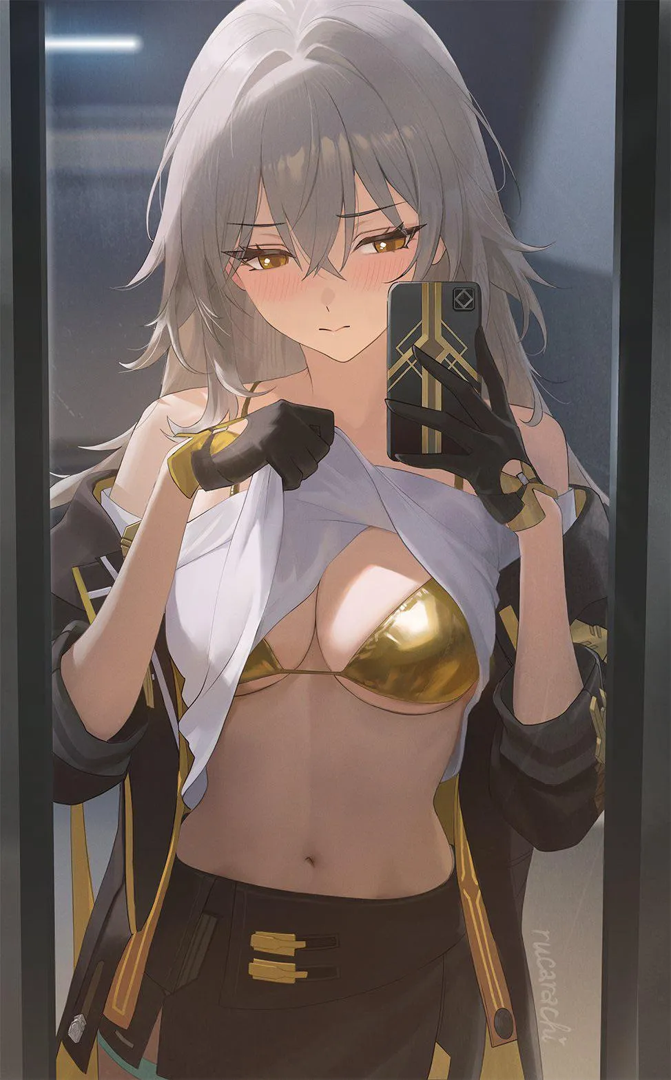 Stelle golden bikini selfie (ruca)