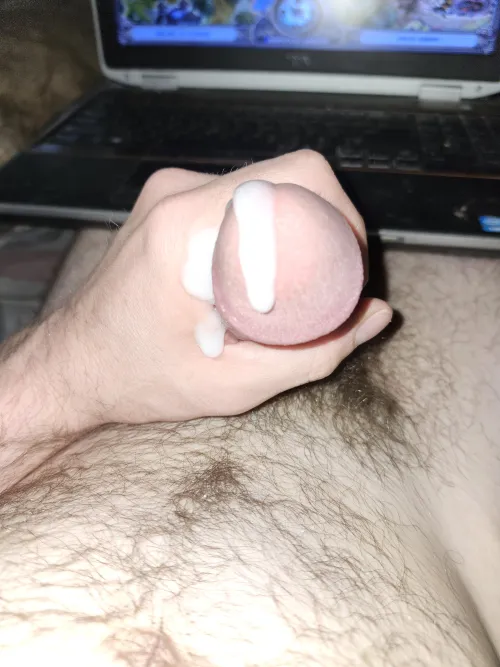 32M and bi. 920/715. Any MILFs interested in talking and maybe more?