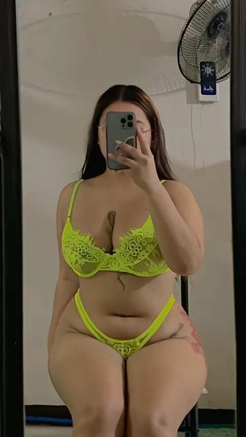 does green make my body look sexier?