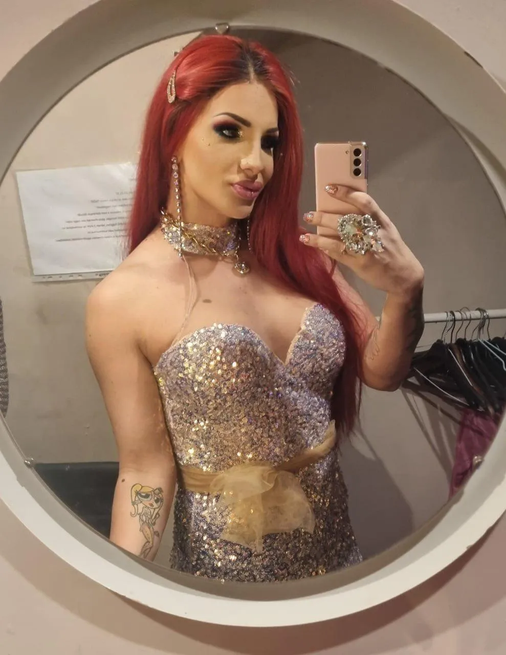 If you'd accept my sexy pics with no questions, drop a ❤️