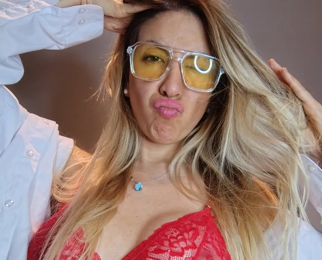 I'm looking for you, daddy . Need somebody to hug me and pay for my needs. Tlgrm: Kimberly9027. ( Prepaid services only) Don't waste your time.