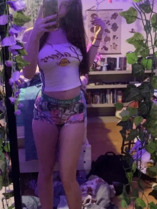 [online] need a daddy 🥺