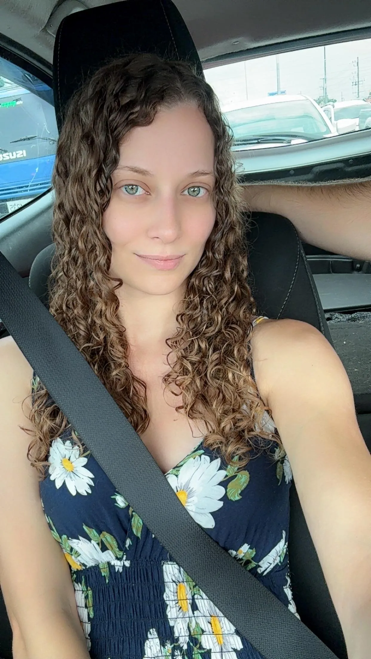 I sit back and enjoy the ride while you prove your devotion. Perfect balance. I sit back and enjoy the ride while you prove your devotion. Perfect balance.