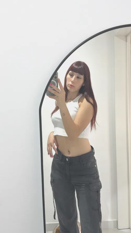 Mirror’s  favorite girl tonight. Yours too?