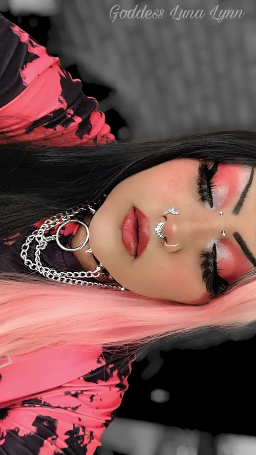 Send Me💲For Being So Hot 🥵