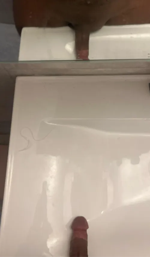 Wer will meinen 18 Jahre alten, hart geschnittenen Schwanz zeigen