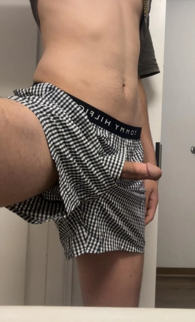 (19) I couldn’t keep it in my undies I’ve just been so horny lately sorry