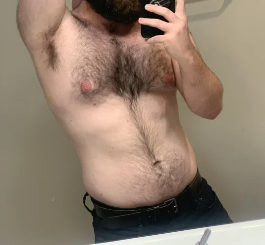 28 need a good gay boy to have some fun with