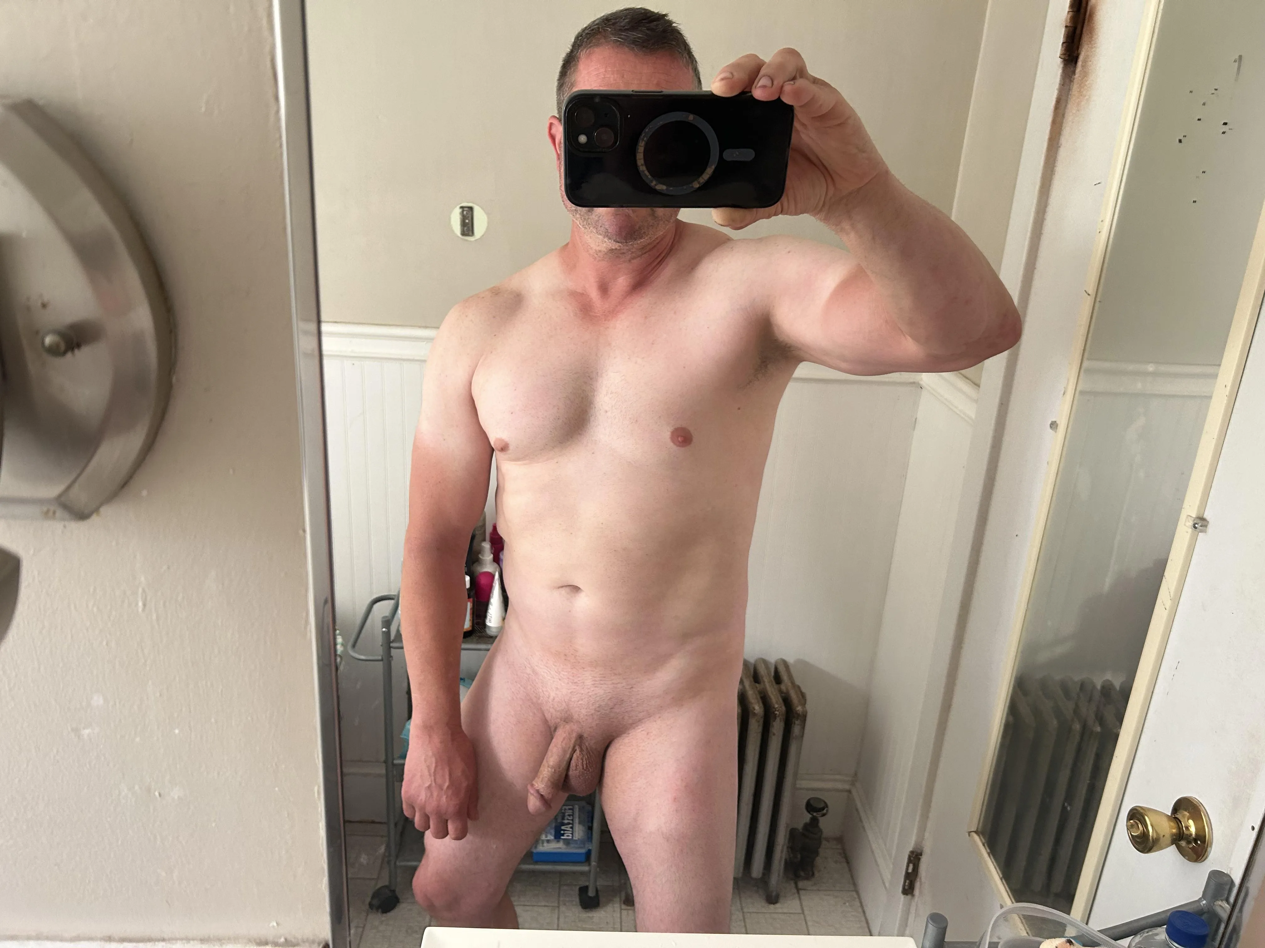 A little more dad bod (51)