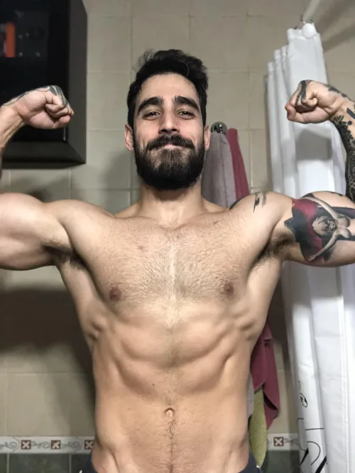 Can you snuggle under my arms?