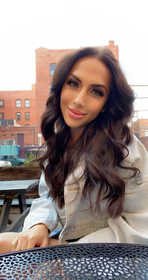 Did your girlfriend send you nudes today or should I?