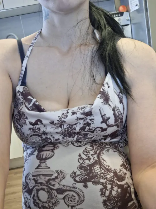 Hey, pictures/videos/calls/birth video