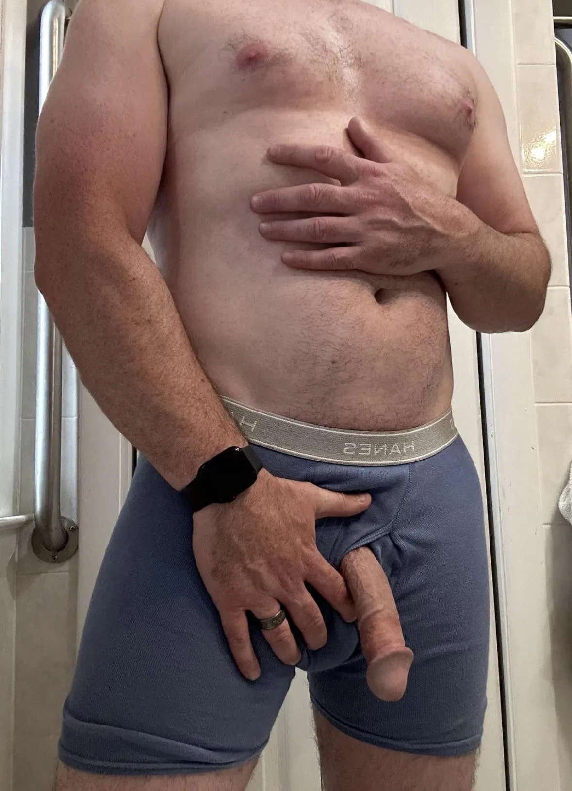 I wish the neighborhood moms would stop by for a visit (40)