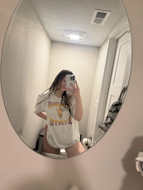 Just showered. Do you like my pjs? p.s. there’s nothing underneath