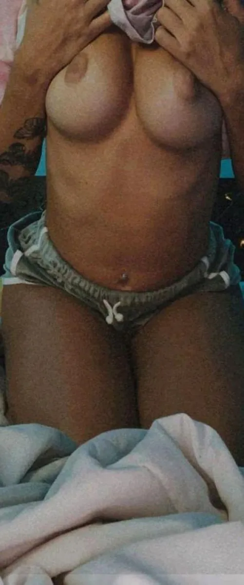 Just warm-up noww 20 F4M SN : alenalespd