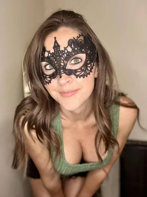 My eyes scream fuck me