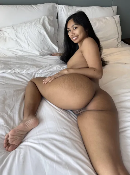 Perfect Asian Snakebutt