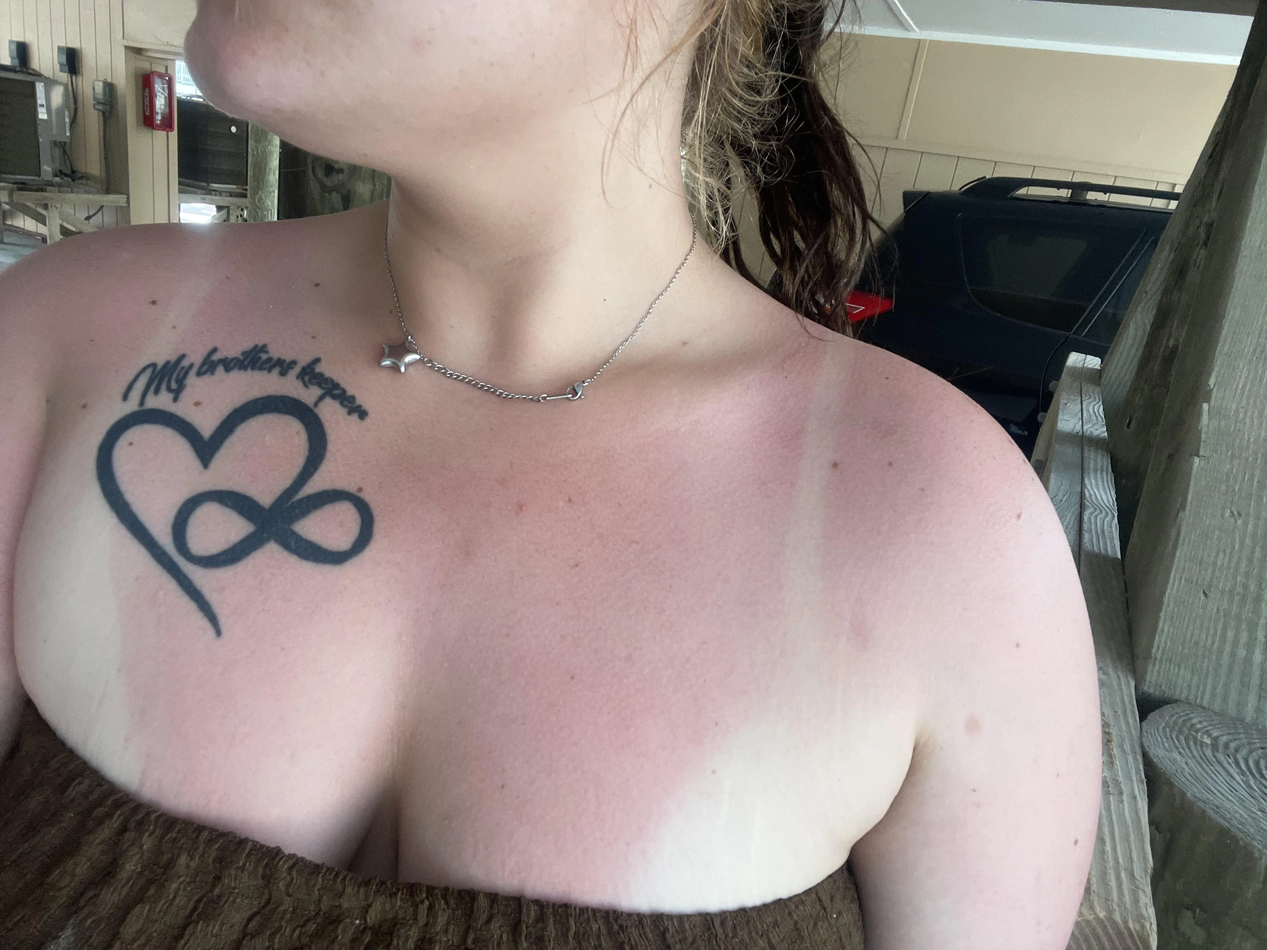 Who wants to see real live pussy fingering on da beach? come see me