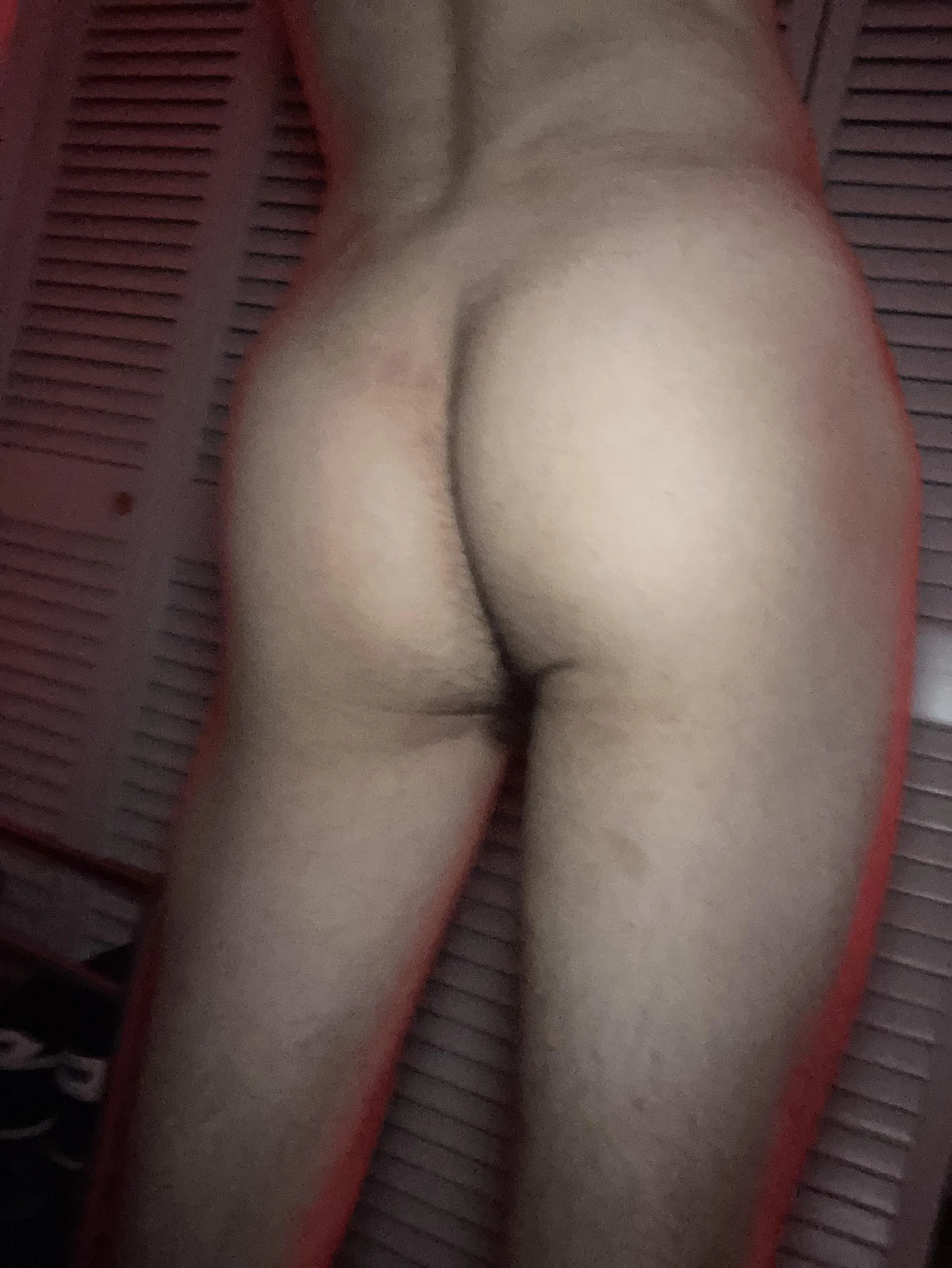 (18) Looking for a guy to get dirty with in Conover PF showers