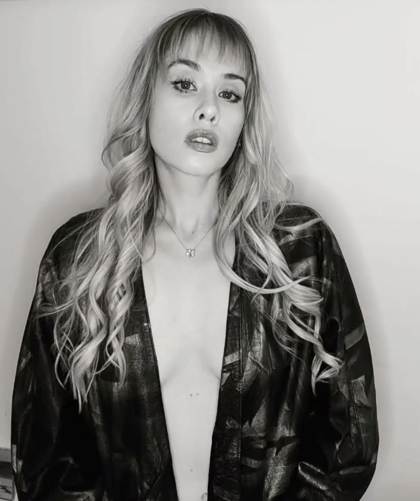 Elke Shari van den Broeck