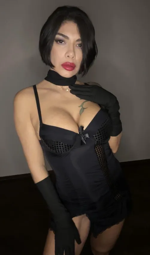 “I love wearing black. They see me and get so turned on.”