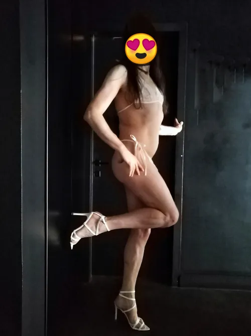 New girl here! Show me some love😍