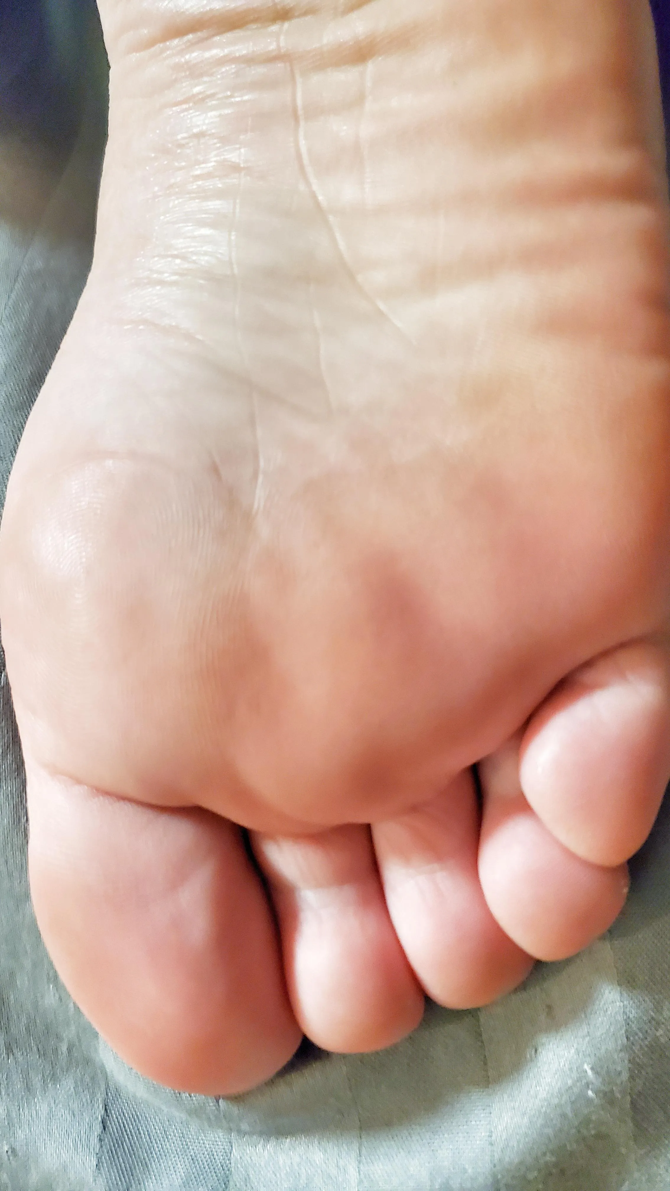 Please 💦 on these Soles